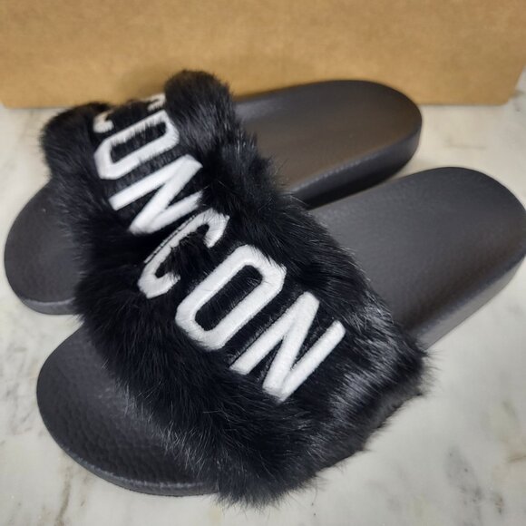 NWB~$825~DSQUARED2~8/8.5~ICON BLACK WHITE GENUINE RABBIT FUR SANDALS SLIDES - Picture 3 of 16